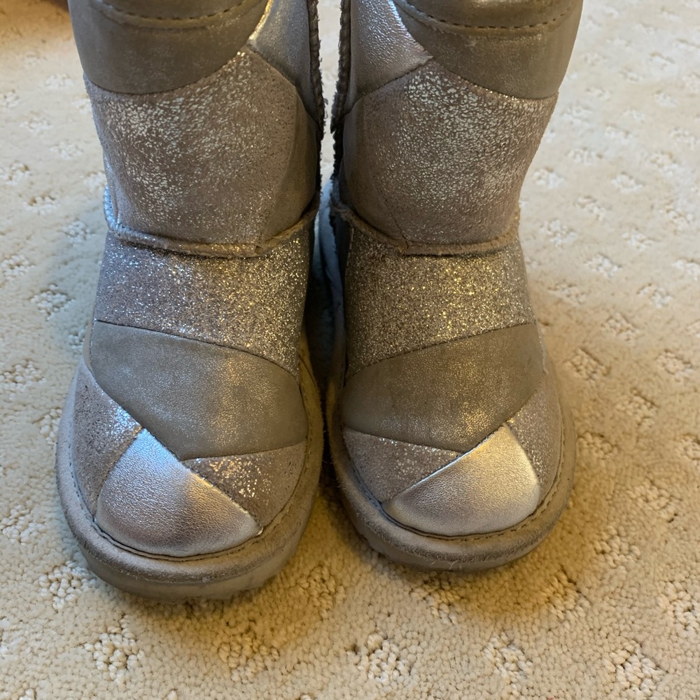Silver patchwork Uggs - Picture 3 of 5